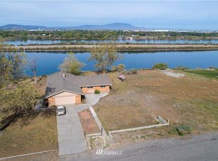360 McDonald Dr, Pasco, WA