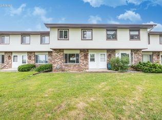864 Kings Ct, Fond Du Lac, WI 54935