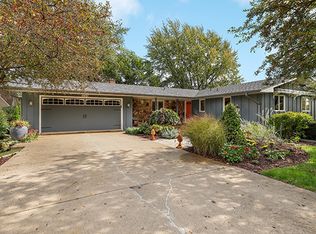 6N667 Harvey Rd, Medinah, IL 60157