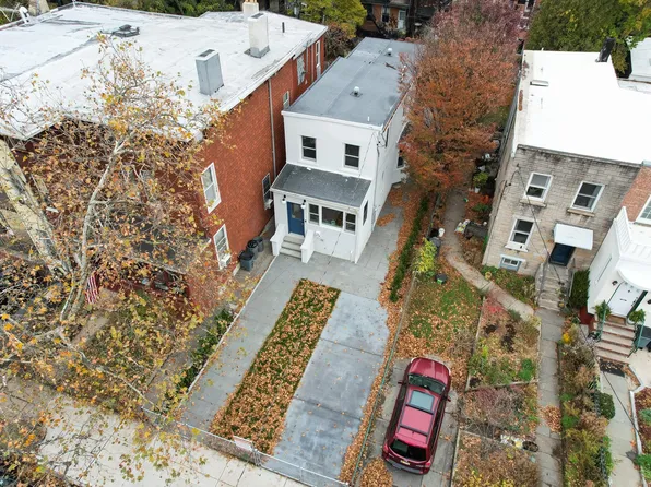 274 7th Street image 37 of 40