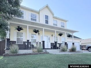 1025 Woodhaven Dr, Rock Springs, WY 82901