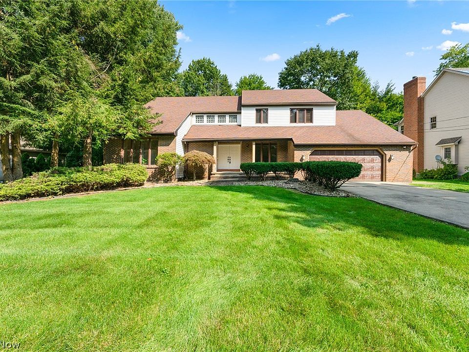 1153 Trails Edge Dr, Hubbard, OH 44425 Zillow