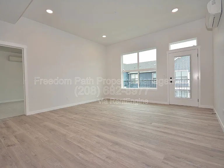 6510 N Atlas Rd #206 — Photo 6