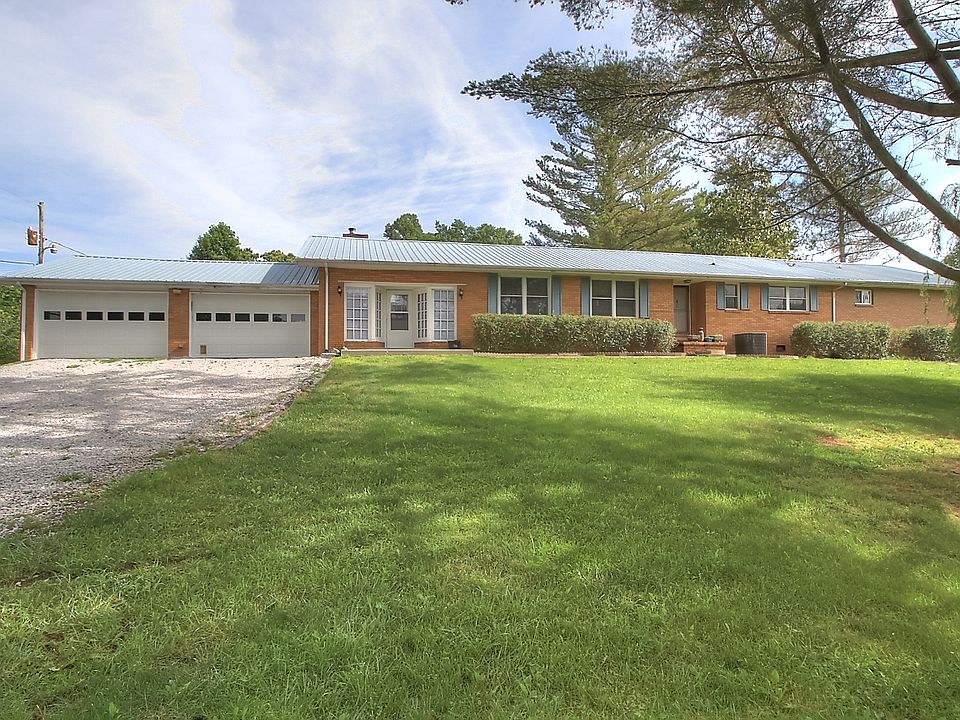 1st image of 590 Payne Trl