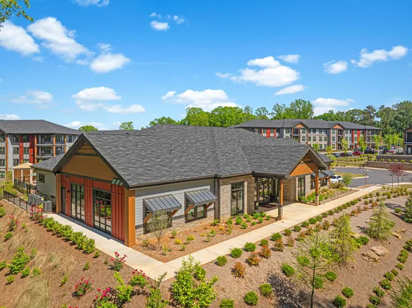 Populus Westside Apartments