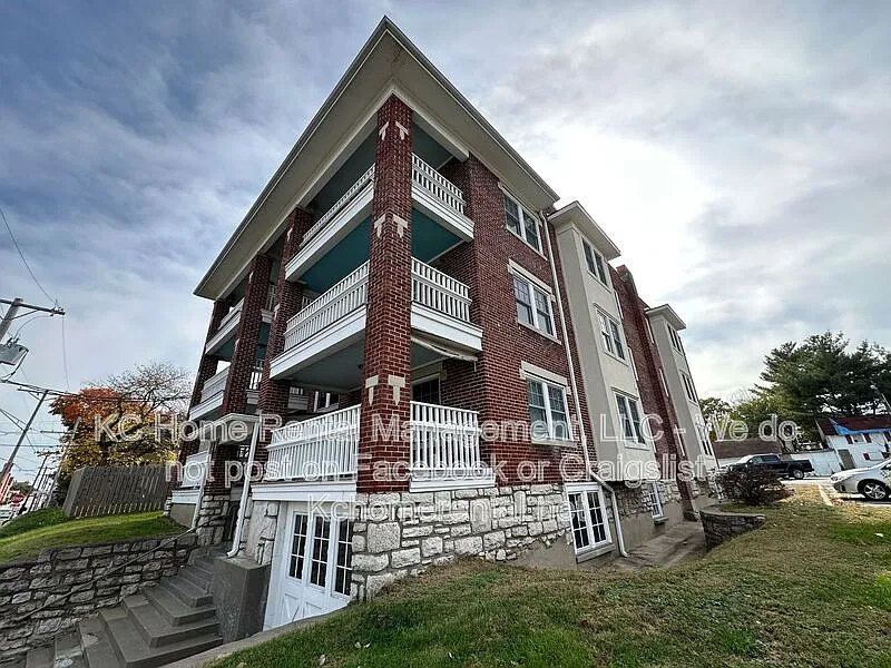1 bed, 1.0 bath, $695 — Photo 3