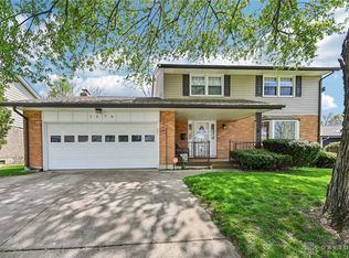 1576 Burchwood Dr, Fairborn, OH 45324