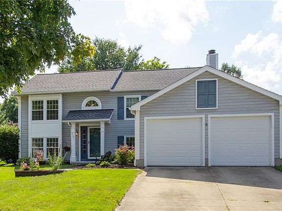 3rd image of 2180 Plymouth Ln