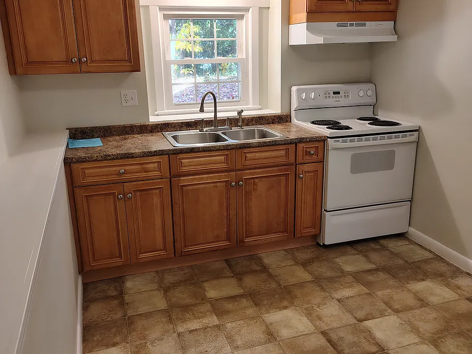 16 Federal Hill Rd #11