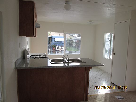 Kitchen/dining area