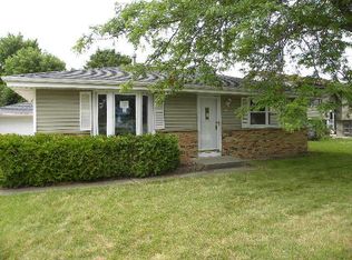 865 Lois Ct, Hartford, WI 53027