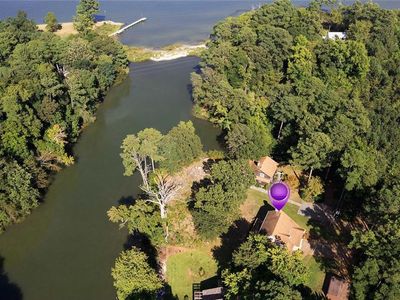 353 Wendi Chisman Ln, Hallieford, VA, 23068