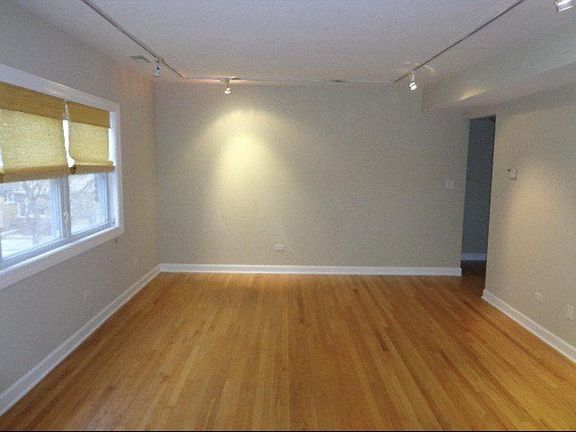 3rd image of 6414 N Mozart St APT 3E
