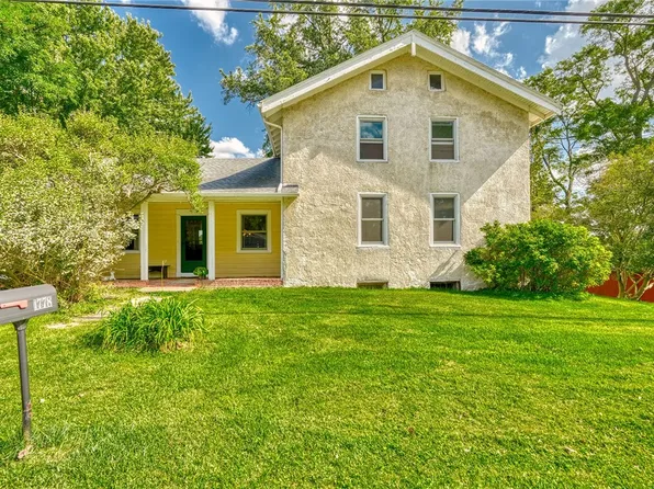 1778 Fairport Nine Mile Point Rd, Penfield, NY 14526