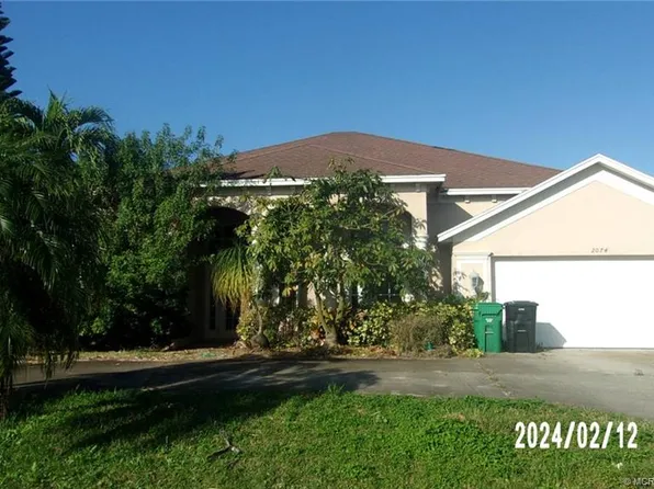 2074 SW Beauregard St, Port Saint Lucie, FL 34953