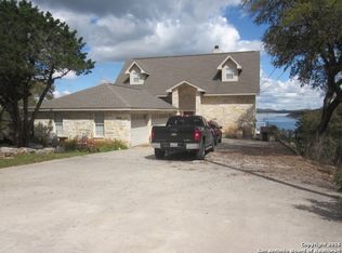 2559 Lakeview Dr, Canyon Lake, TX 78133