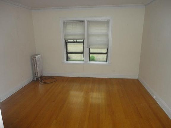 5th image of 1946 W Wilson Ave #1B