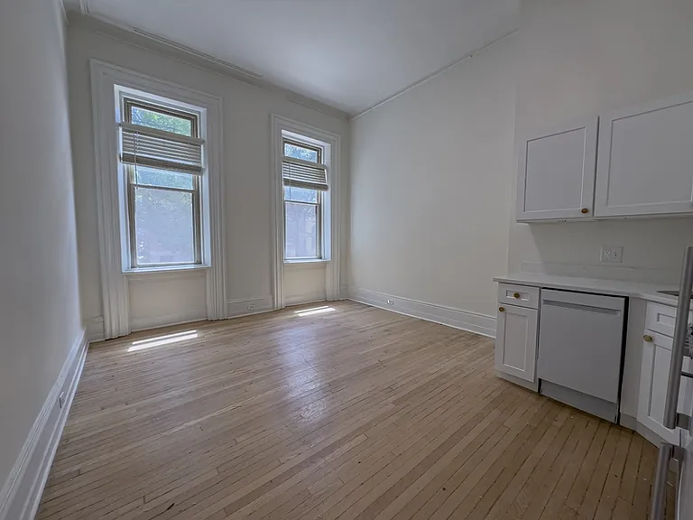 2039 Green St #1F — Photo 5