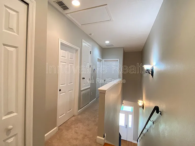 332 E Kaley St — Photo 11