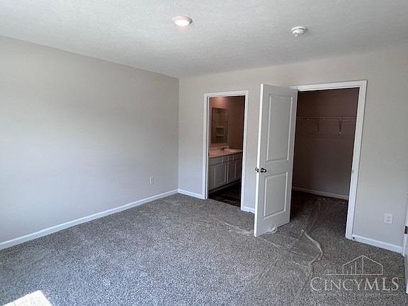 5th image of 207 River Heights Dr