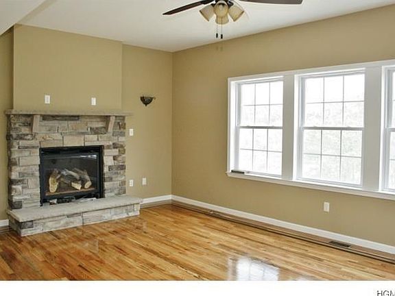 FINISHED PHOTOS OF SIMILAR HOUSE BUILT BY SAME BUILDER.