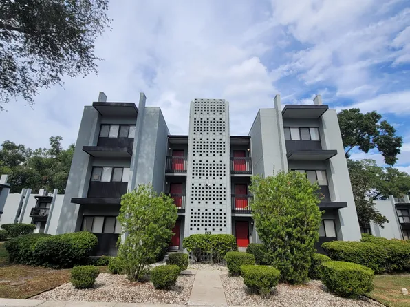 415 NW 39th Rd, Gainesville, FL 32607