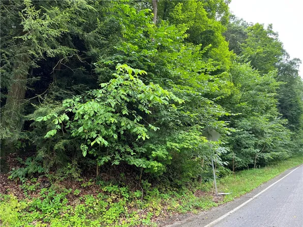 0 Constitution Blvd, New Brighton, PA 15066