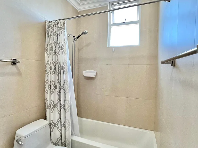 310 Avenida De Diego — Photo 38
