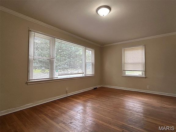 3rd image of 10346 Ashbrook Dr