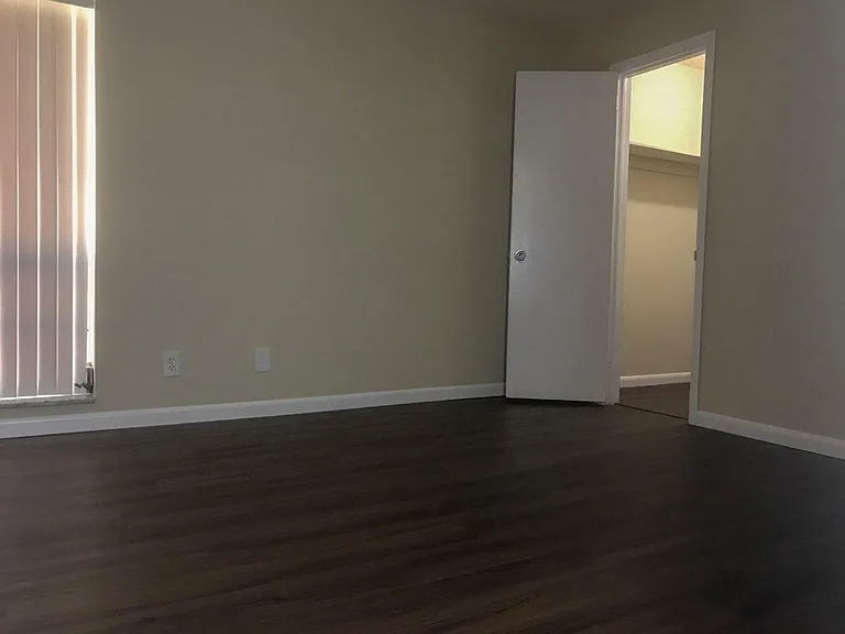 5205 Eadie Pl — Photo 9