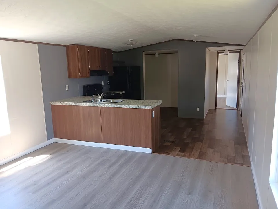 570 Banjo Way