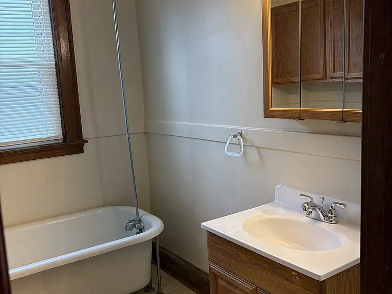 18 Broad St #3 — Photo 15