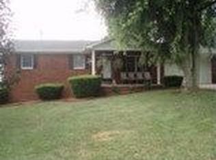 306 Colonial Ave, Somerset, KY 42501