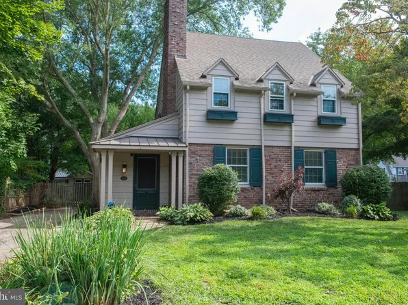 621 University Pl, Swarthmore, PA 19081