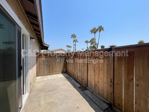 2nd image of 1346 W San Ysidro Blvd Unit A