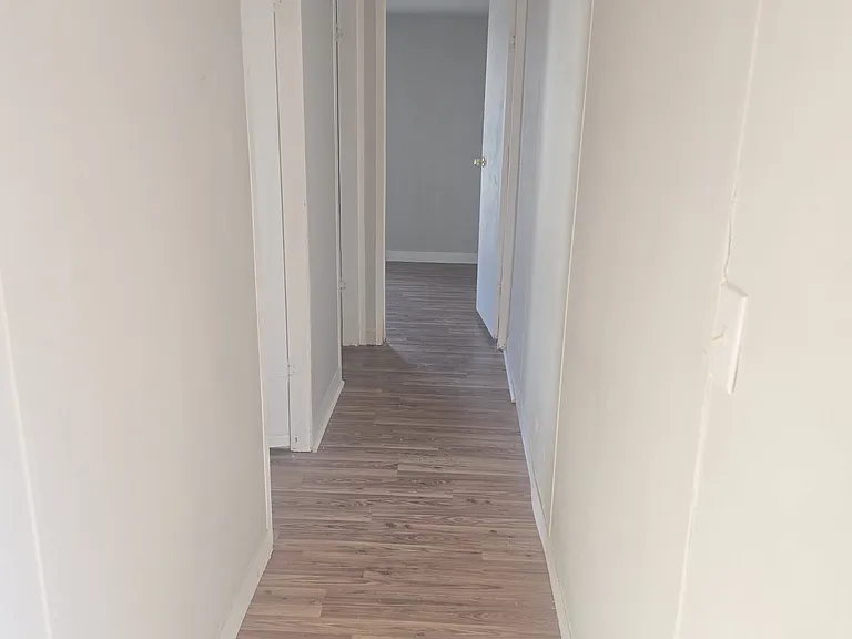 110 Deborah Dr #4 — Photo 5