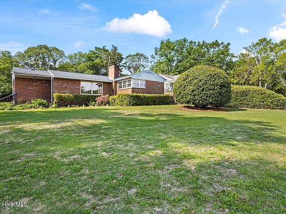 2nd image of 2120 Cresswell Drive