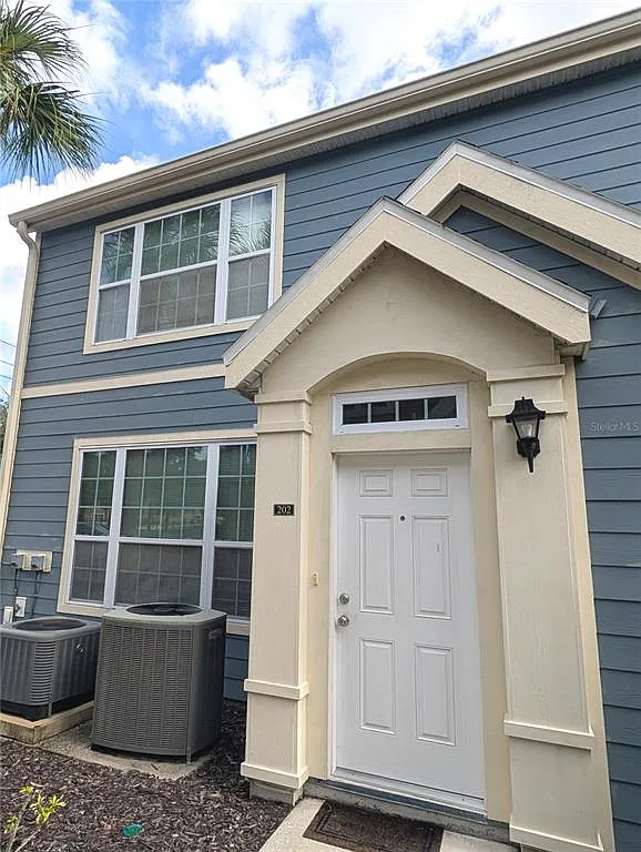 2 bed, 2.0 bath, 1141 sqft, $1,850 — Photo 1