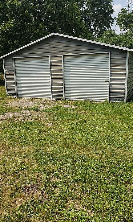 2nd image of 729 Barkeyville Rd