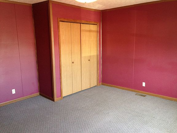 1st bedroom downstairs