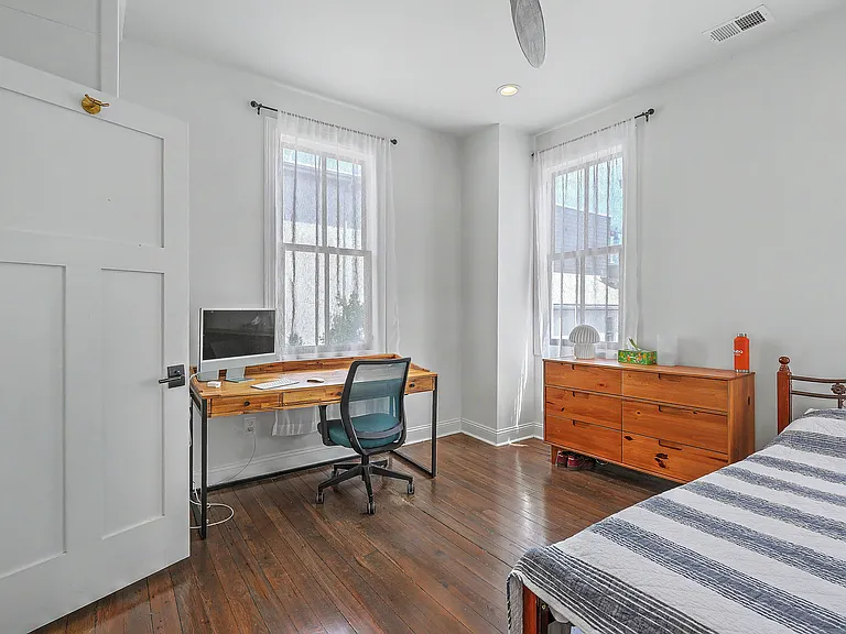 272 Coming St #C — Photo 18