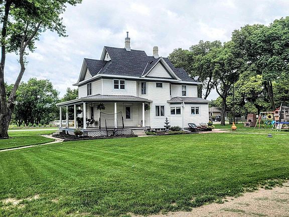 3rd image of 105 W Garfield Ave