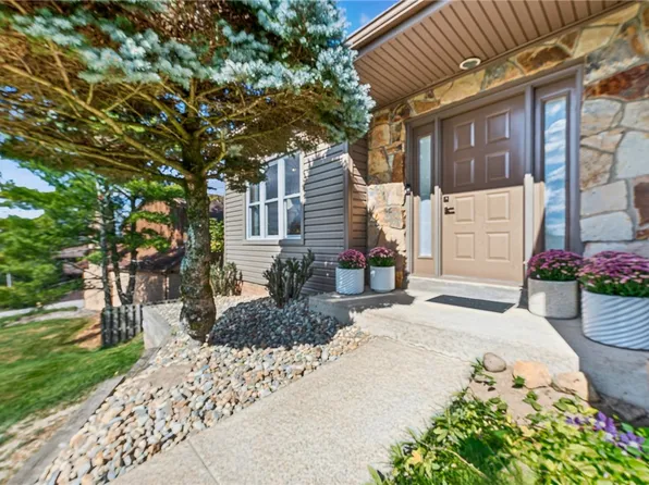 150 Regal Ct, Monroeville, PA 15146