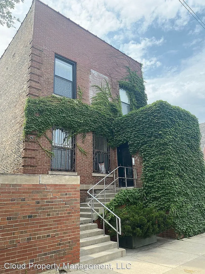 3 bed, 1200 sqft, $2,595 — Photo 1