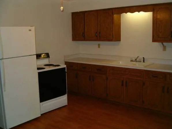 2 Peale St, Joliet, IL 60433