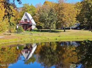 126 Woodland Dr, Moscow, PA 18444