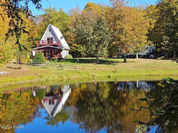 126 Woodland Dr, Moscow, PA 18444