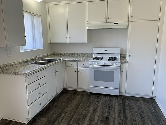 5th image of 25248 Taylor St