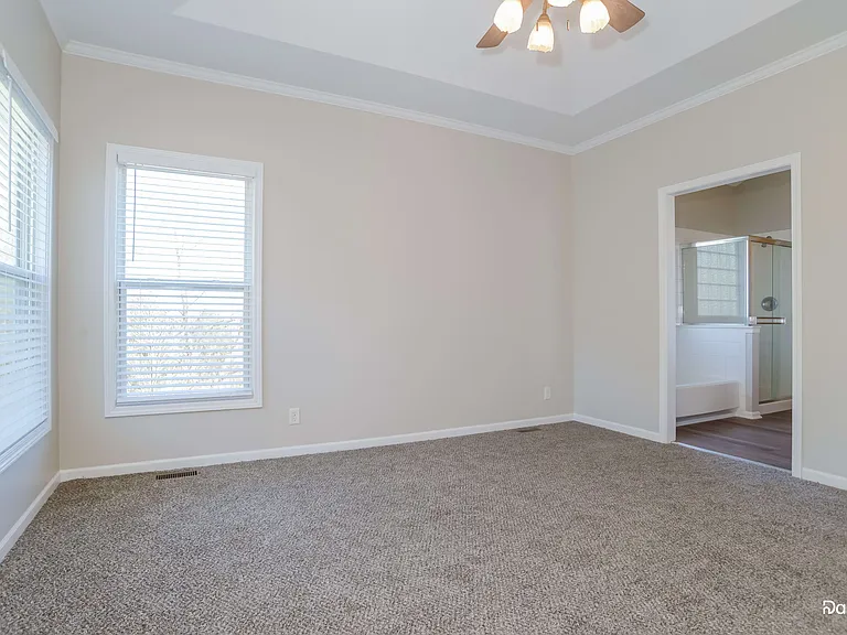 2308 W Elizabeth St — Photo 8