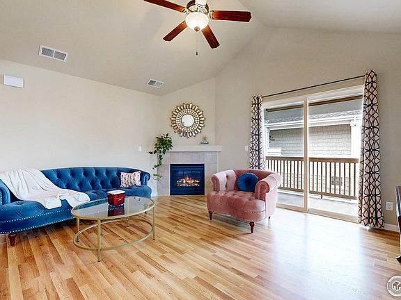 2nd image of 4855 Hahns Peak Dr #4855-204